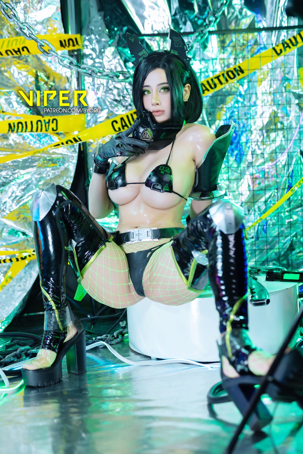 Cosplay 日本性感萝莉Byoru Viper Valorant